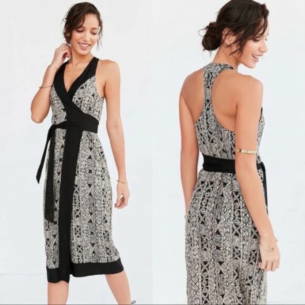 Ecote Aztec Print Whitney Wrap Dress